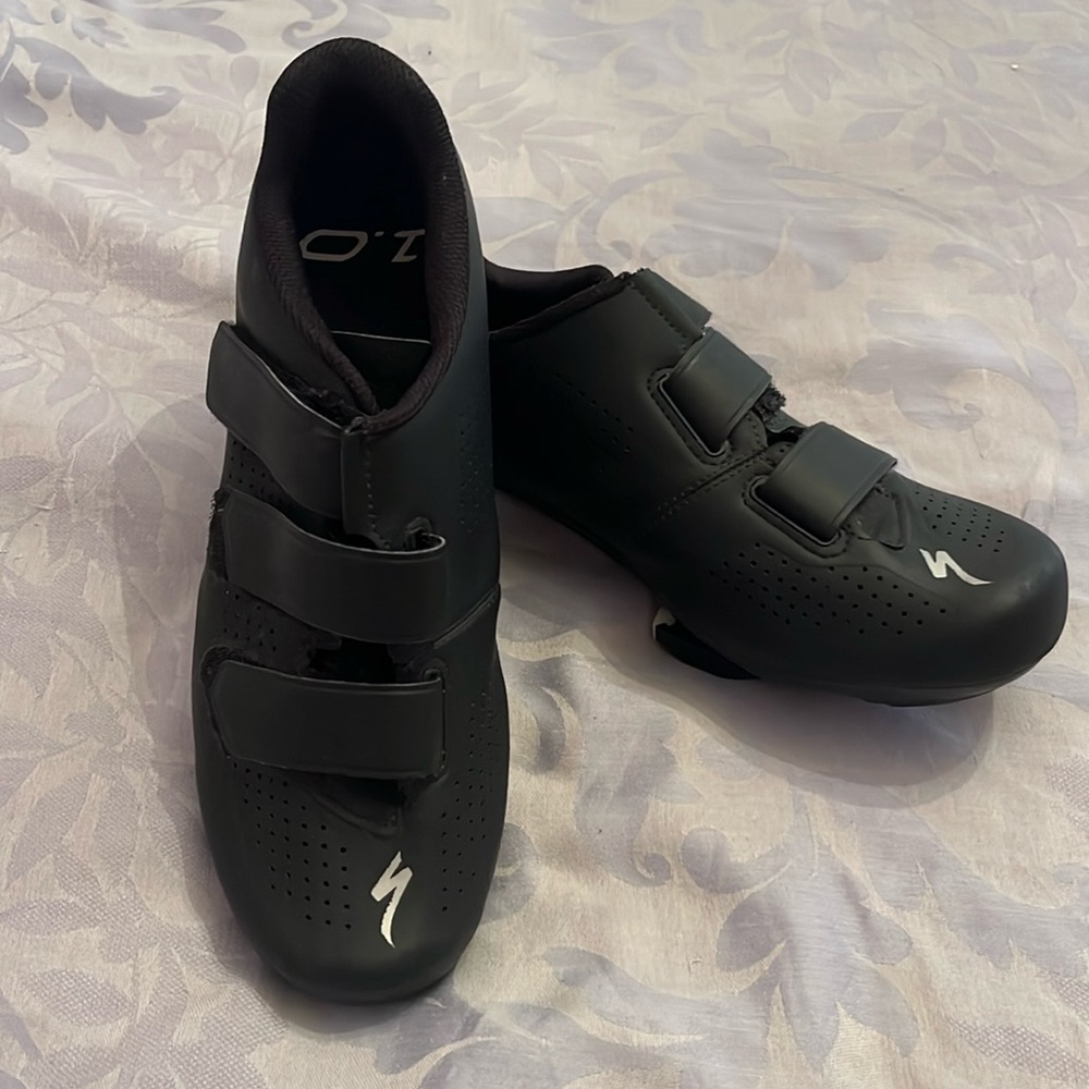Specialized torch 1.0 spin shoes